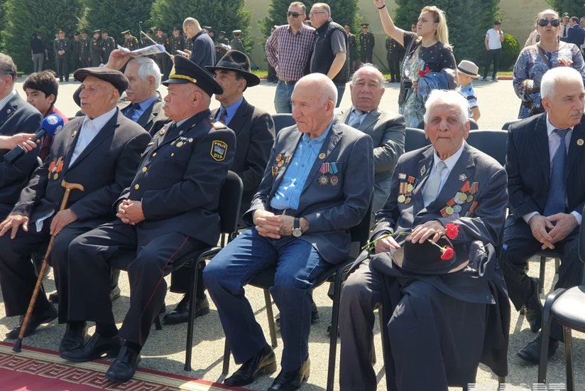 MDB ölkələrinin səfirləri Bakıda Qələbə Gününə həsr olunmuş tədbirlərdə iştirak ediblər - FOTO