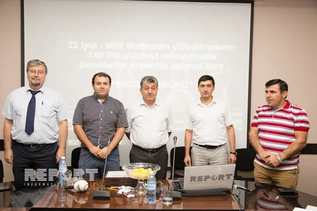 Milli Mətbuatın yaradılmasının 140 illik yubileyi münasibətilə jurnalistlər arasında şahmat turniri keçirilib
