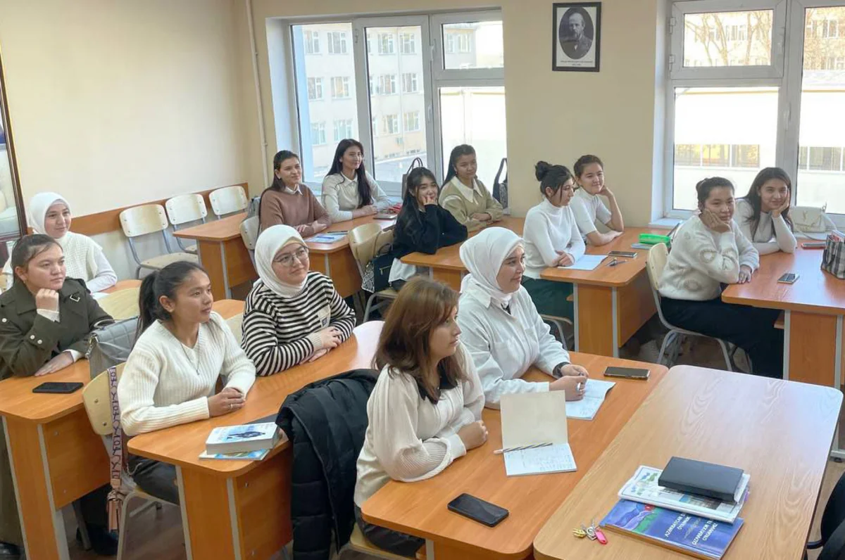 Özbəkistan universitetlərində Azərbaycan dili fənninin tədrisinə başlanılıb