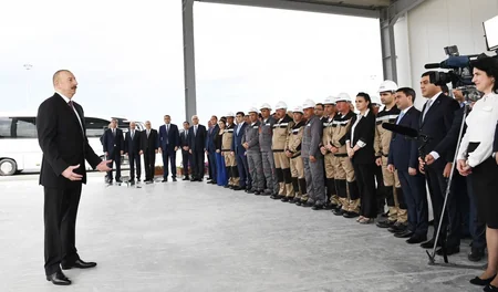 Prezident İlham Əliyev Bakı Beynəlxalq Dəniz Ticarət Limanı Kompleksinin açılışında iştirak edib - YENİLƏNİB