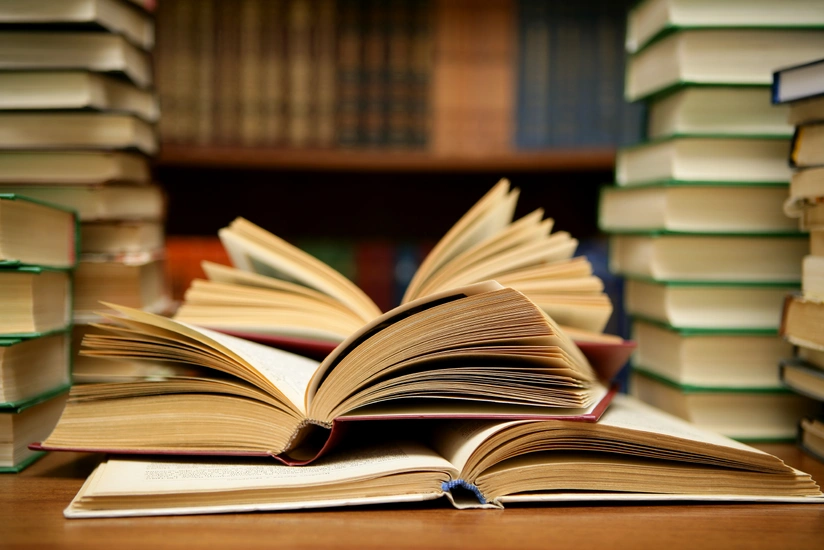 Dünya universitetlərinin dərsliyi Azərbaycan dilində nəşr olundu