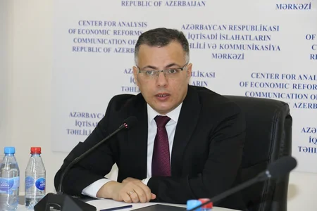 İqtisadi İslahatların Təhlili və Kommunikasiya Mərkəzində təcrübəçilərlə görüş keçirilib