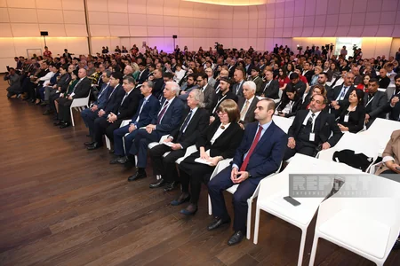 “Azərbaycan teatrı - 150: inkişaf perspektivləri” mövzusunda Teatr Forumu başlayıb