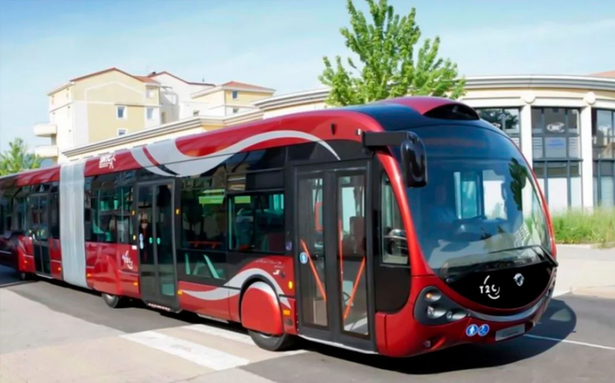 В Баку обновляются автобусы на еще одном маршруте