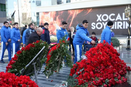 Azərbaycan ağır atletika yığmasının üzvləri Xocalı soyqırımı qurbanlarını yad edib