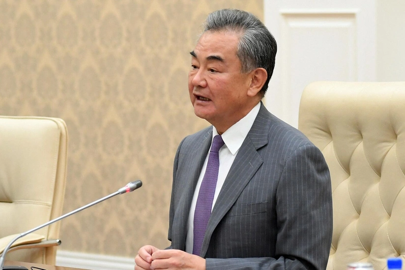 Top Chinese diplomat meets delegations of Saudi Arabia, Iran