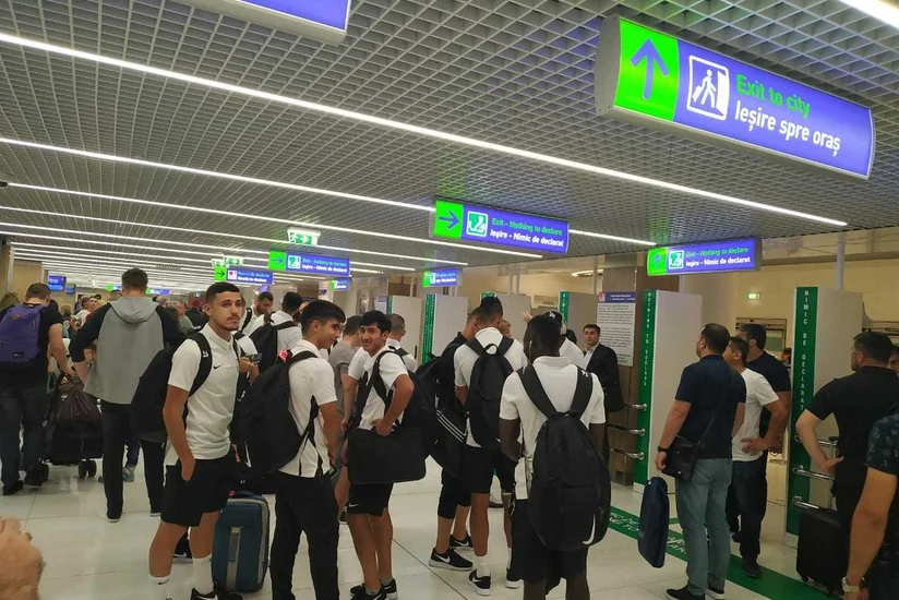 Лига Европы УЕФА: Нефтчи прибыл в Кишинёв для встречи со Сперанца - ФОТО