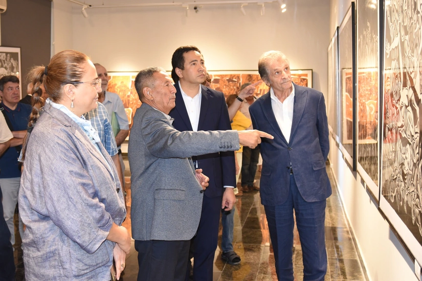 Bakıda qazaxıstanlı rəssamın fərdi sərgisi açılıb