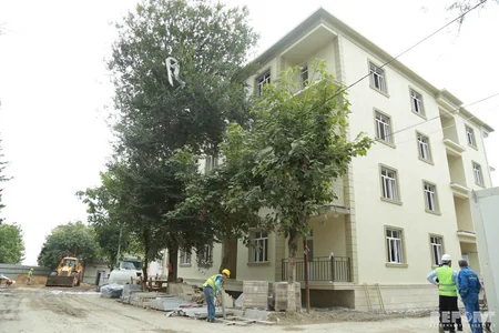 Şamaxıda zəlzələdən zərər çəkənlər üçün 20, 44, 110 mənzilli yaşayış binaları tikilir, 251 evin inşası başa çatıb