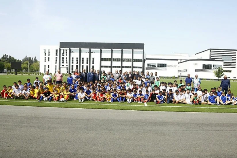 Ağcabədidə “Açıq Əyləncəli Futbol Məktəbi” layihəsi çərçivəsində idman tədbiri keçirilib
