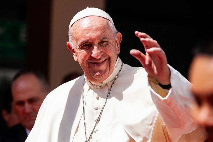 Zelensky invites pope to mediate between Ukraine and Russia
