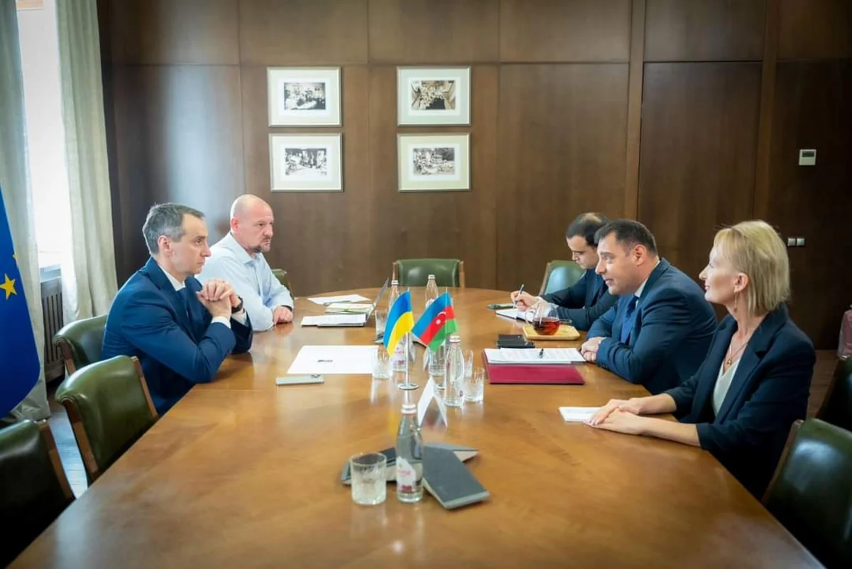 Azerbaijan's ambassador meets with Ukraine’s healthcare minister
