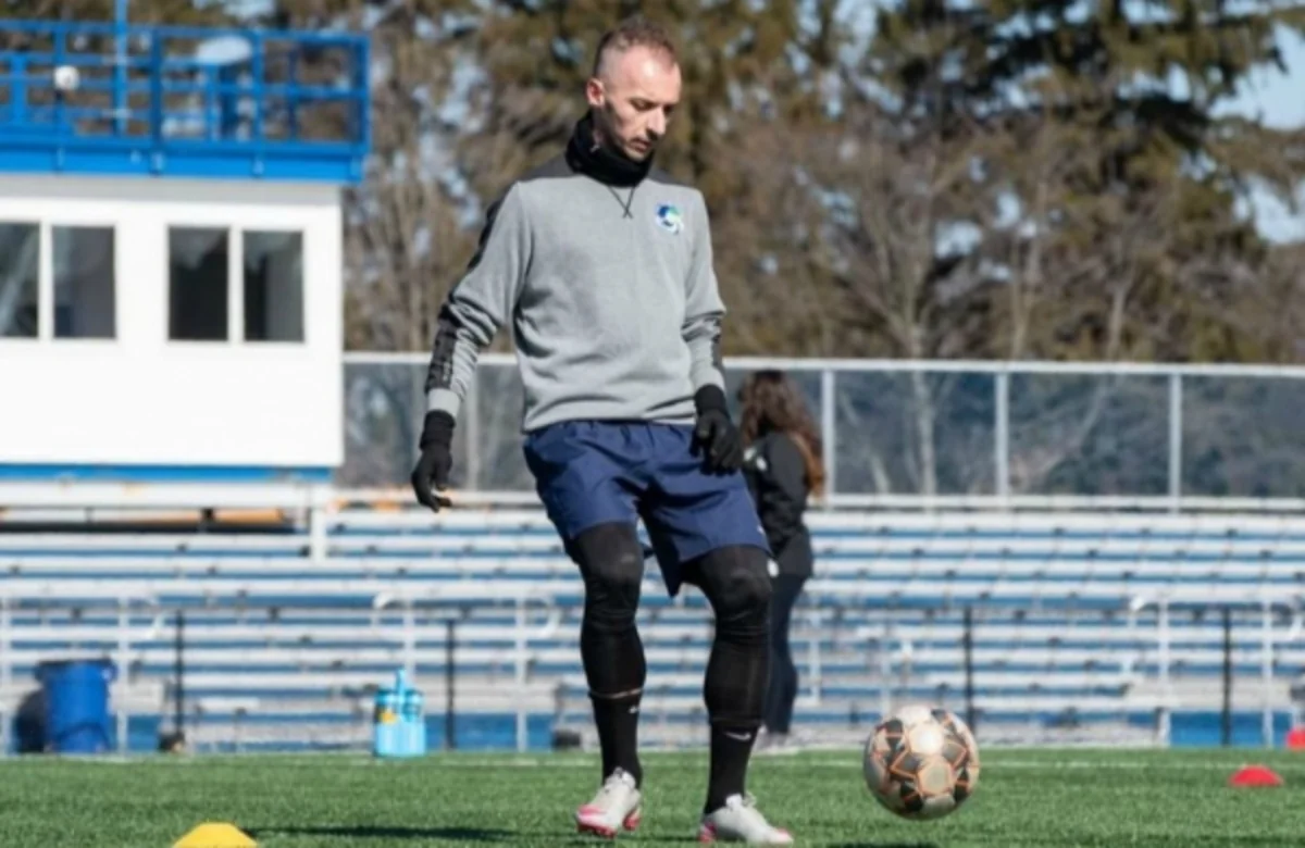 Qarabağın keçmiş futbolçusu ABŞ klubu ilə müqaviləsini uzatdı