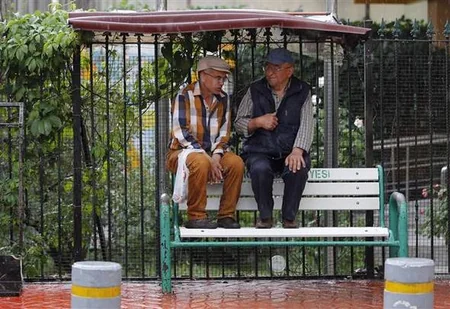 Ankarada sel: 6 nəfər xəsarət alıb - VİDEO