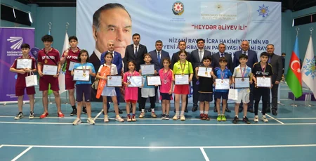 Nizami rayonunda “Heydər Əliyev İli” çərçivəsində Badminton üzrə açıq turnir keçirilib