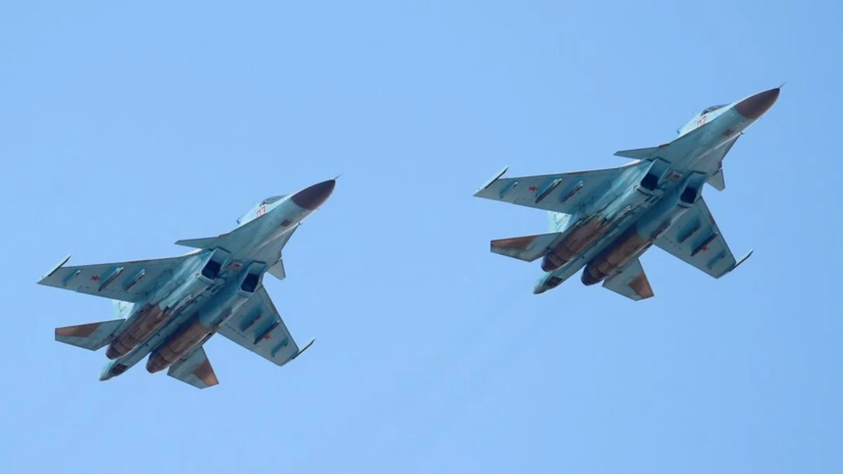 В России два истребителя Су-34 столкнулись в небе