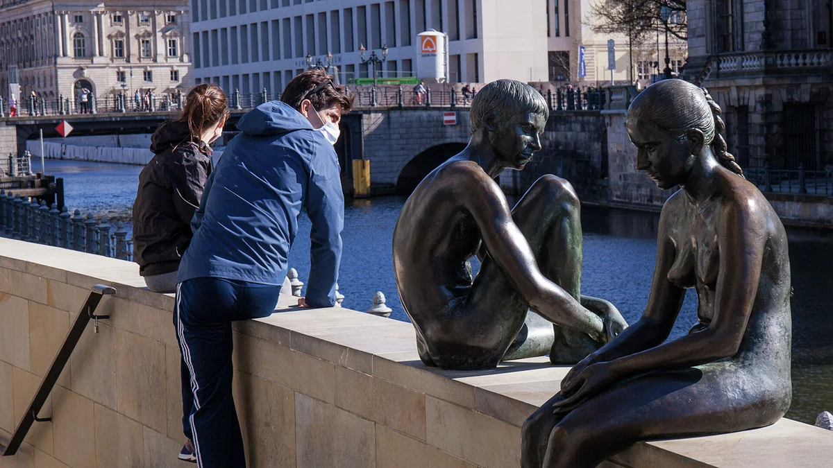 Merkel says Germany going through difficult stage of pandemic