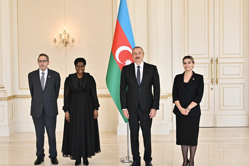 Ilham Aliyev accepts credentials of incoming ambassador of South African Republic