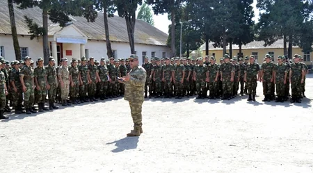 Beyləqan Qarnizonunda hərbi vətənpərvərlik mövzusunda təbdirlər keçirilib - FOTO
