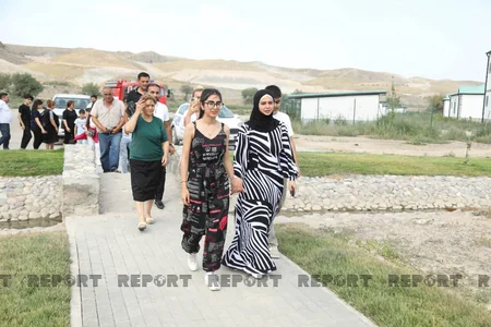 Zəngilanın Ağalı kəndinin sakinləri olan 10 ailə doğma yurduna çatıb