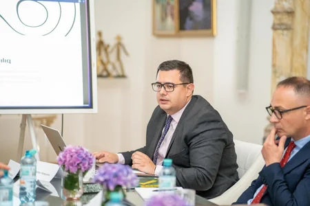 Vyanada Azərbaycanın xaricdəki mədəniyyət mərkəzlərinin yarımillik hesabat toplantısı keçirilib