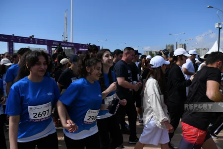 Heydər Əliyev Fondunun təşəbbüsü ilə keçirilən “Bakı Marafonu 2024” start götürüb