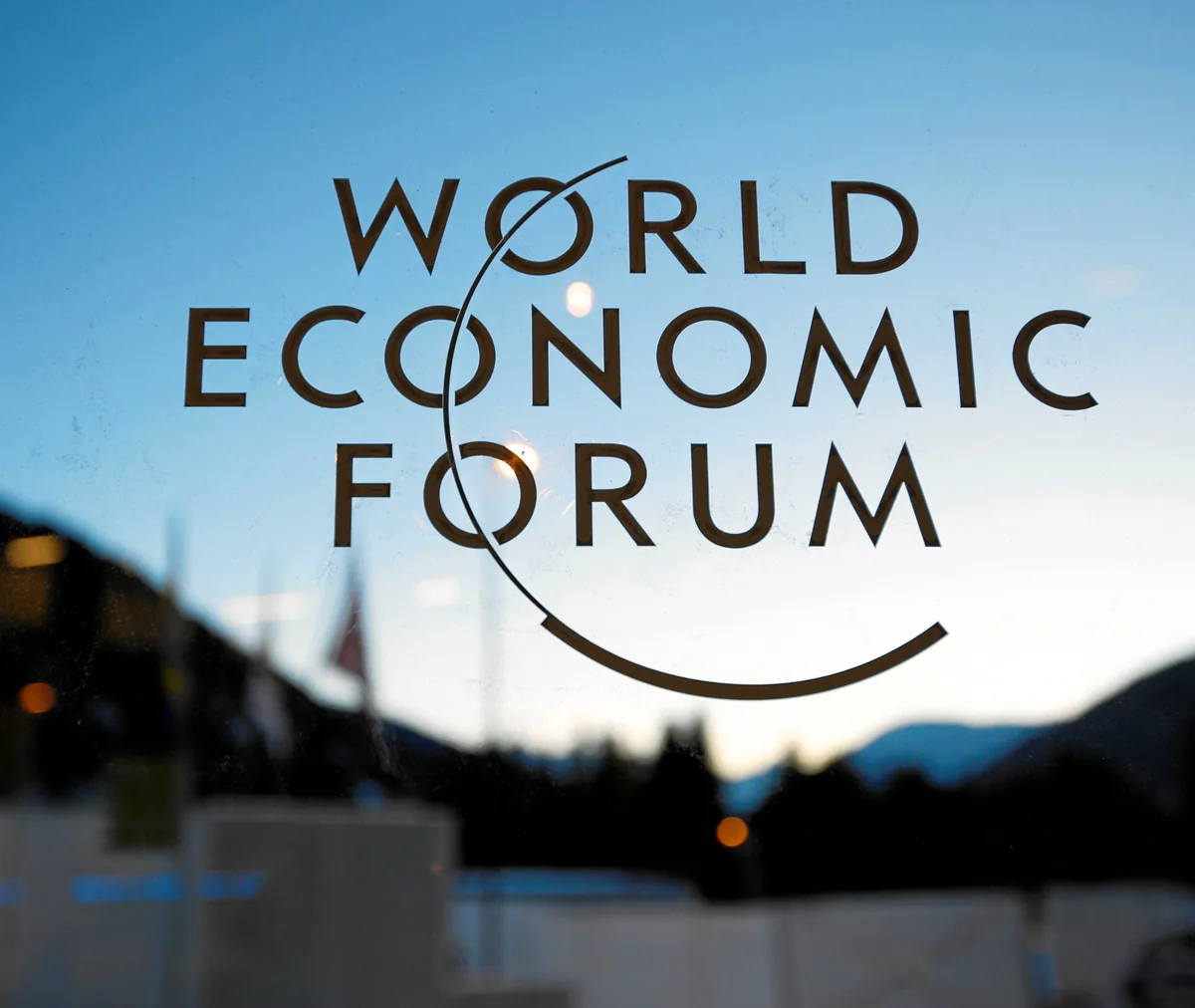 Experts of World Economic Forum named world's major risks in 2017