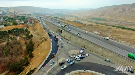Bakıda Nazim Hikmət küçəsindən dairəvi yola çıxışda genişləndirmə işləri yekunlaşır