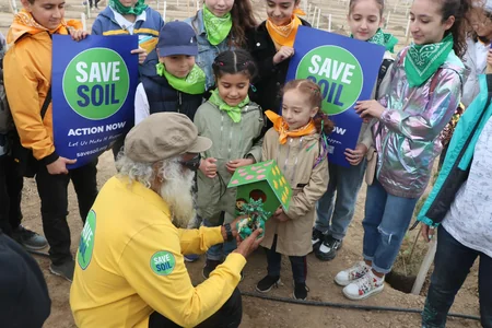 Sadhguru's Save Soil movement in Azerbaijan