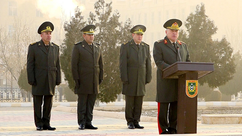 Naxçıvan Qarnizonu Qoşunlarında fərqlənən hərbçilər mükafatlandırılıb