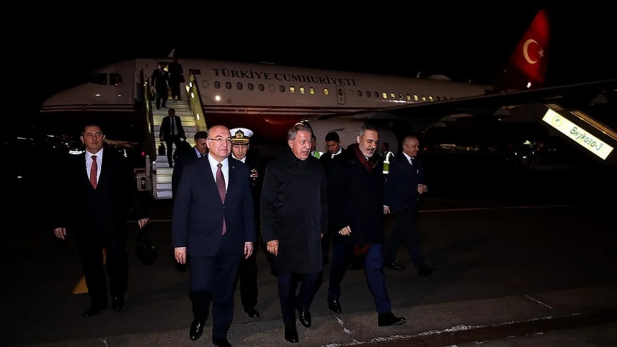Hulusi Akar, Hakan Fidan arrive in Moscow