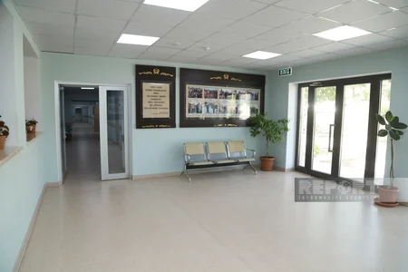 Gecə-gündüz sağlamlıq keşiyində dayananlar - Hərbi hospitaldan REPORTAJ