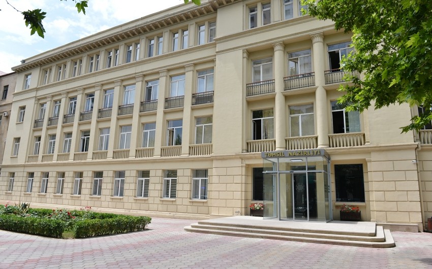 Daha 44 müəllim müddətsiz işləmək imkanı qazandı