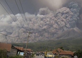 Число жертв извержения вулкана в Индонезии возросло до 39