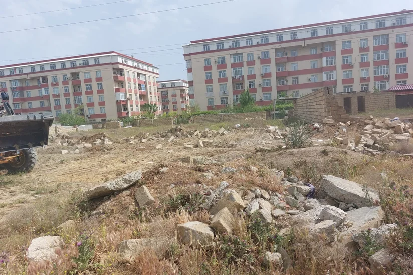 Azərbaycanda vəzifəli şəxsin adı ilə torpaq zəbt edilməsinin qarşısı alınıb