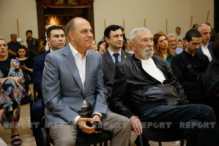Tbilisidə Nizami Gəncəviyə həsr olunan tədbir keçirilib, tanınmış gürcü xadimlər təltif edilib