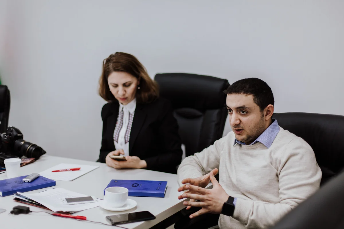 Bakıda hibrid avtomobillərinin təqdimatı keçirilib
