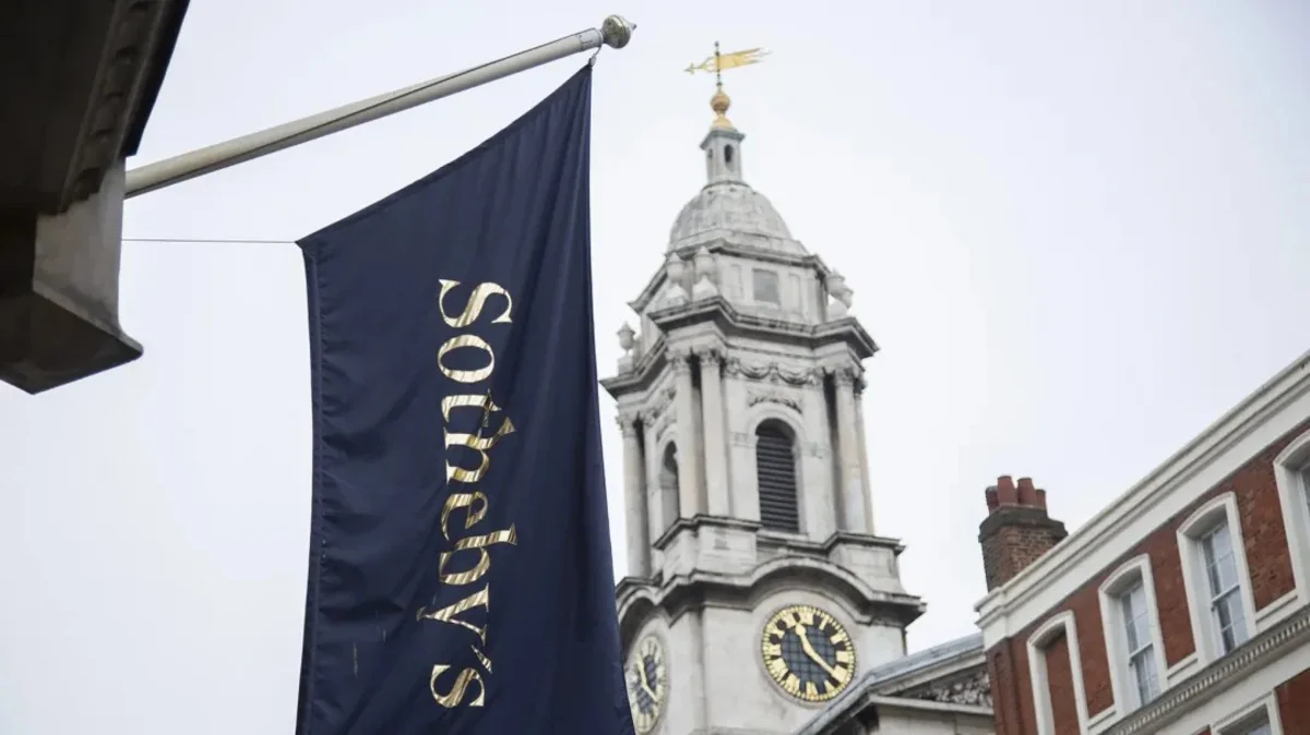 Sotheby’s & Christie’s decide not to hold “Russian auction”