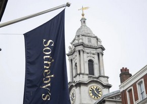 Sotheby's и Christie's решили не проводить русские торги