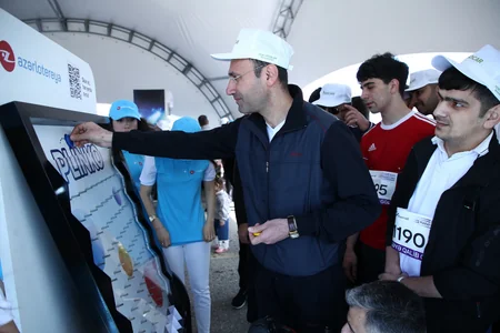 “Azərlotereya” “Bakı Marafonu-2024”də