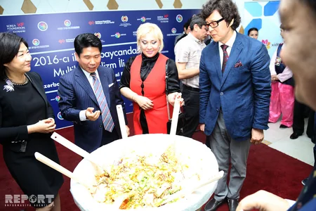 Bakıda Koreya mətbəxi festivalı keçirilib