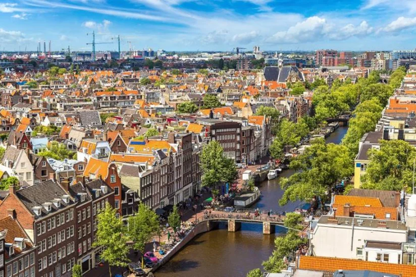 Азербайджанская община в Нидерландах выразила протест против проекта резолюции Сената Франции