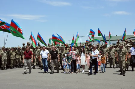 Azərbaycanın hərbi hissələrində bayram tədbirləri keçirilir