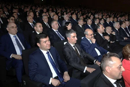 Azərbaycan Həmkarlar İttifaqları Konfederasiyası Sən elə bir zirvəsən adlı tədbir təşkil edib