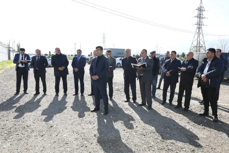 Azəriqaz Siyəzəndə quşçuluq təsərrüfatı olan sahibkarları dinləyib