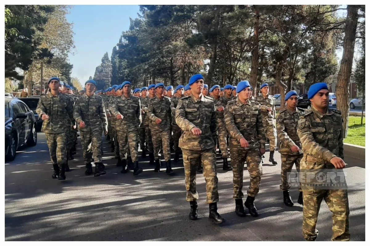 Gəncədə Zəfər Günü münasibətilə hərbçilərin yürüşü keçirilir