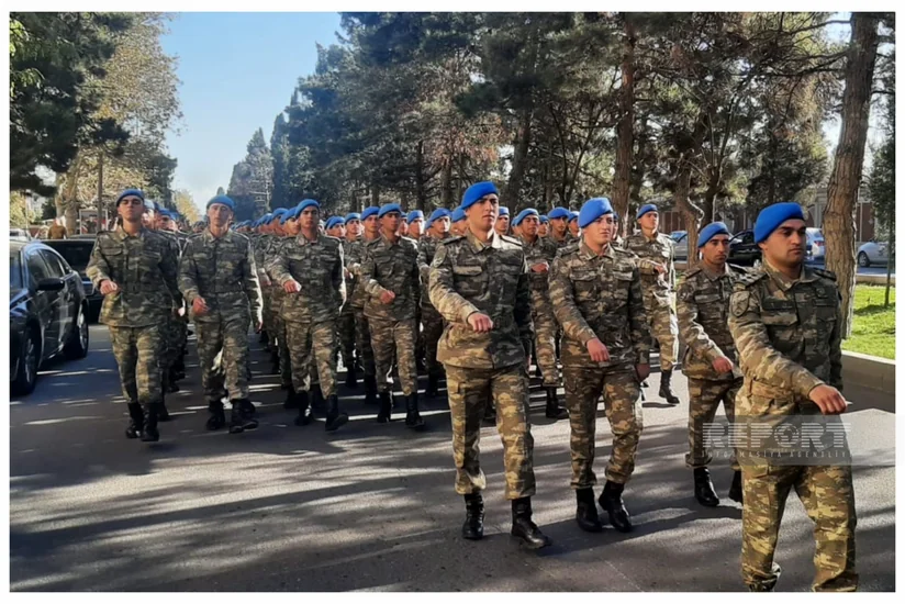 Gəncədə Zəfər Günü münasibətilə hərbçilərin yürüşü keçirilir