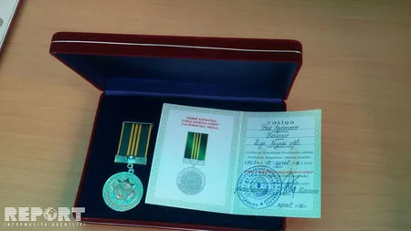 Медали шехидов вручены их семьям - ФОТО