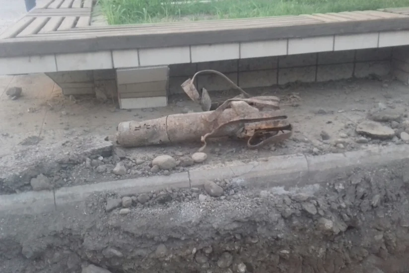 Horadiz-Bakı avtomobil yolunun tikinti işləri gedən hissəsində Qrad raketinin qalıqları tapılıb