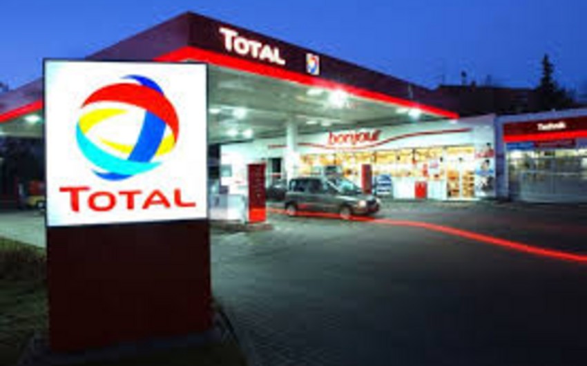 İran Total şirkəti ilə neftin alışına dair saziş imzalayıb